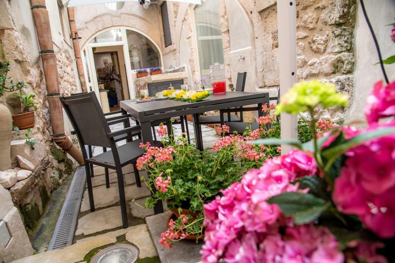 Apartament Ortigia Ancient House Syrakuzy Zewnętrze zdjęcie