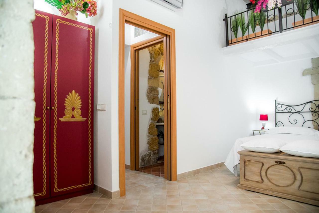 Apartament Ortigia Ancient House Syrakuzy Zewnętrze zdjęcie