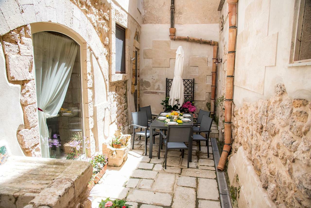 Apartament Ortigia Ancient House Syrakuzy Zewnętrze zdjęcie